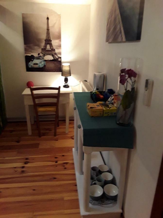 Chambre Sergeanne Doulezon Exterior photo