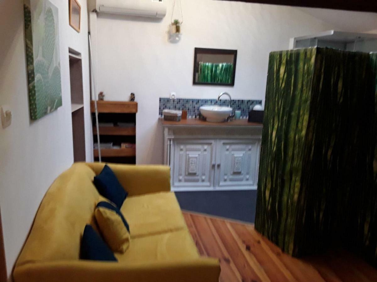 Chambre Sergeanne Doulezon Exterior photo